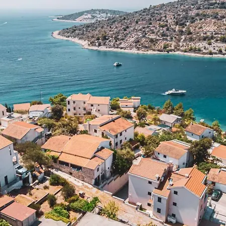 Fully Renovated With A Seaview Apartment Sevid