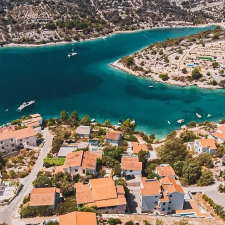 Apartment Fully Renovated With A Seaview