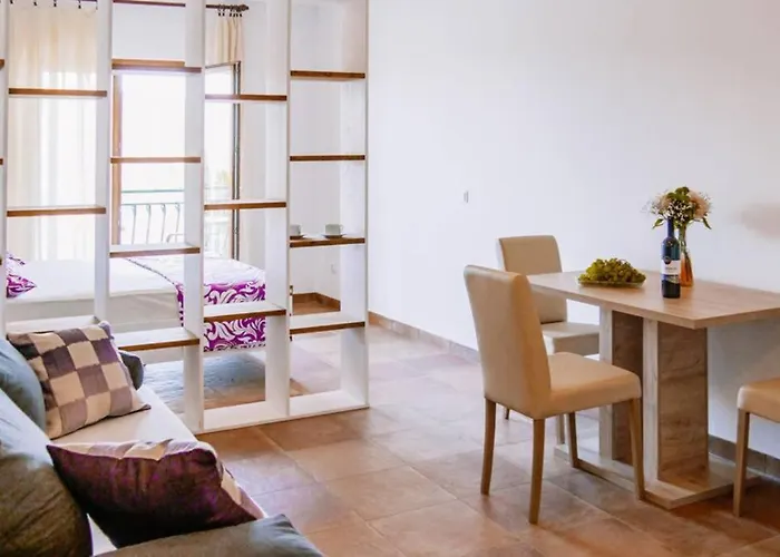 Apartment Fully Renovated With A Seaview